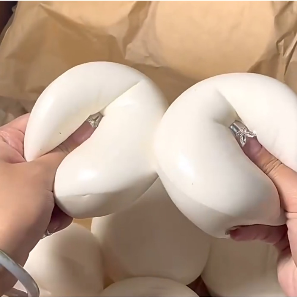 Baby Food Yogurt - タバスクイッシー スローライジング ストレス解消感覚玩具 ヨーグルトケーキ パン型スクイーズ玩具 ソフトおもちゃ