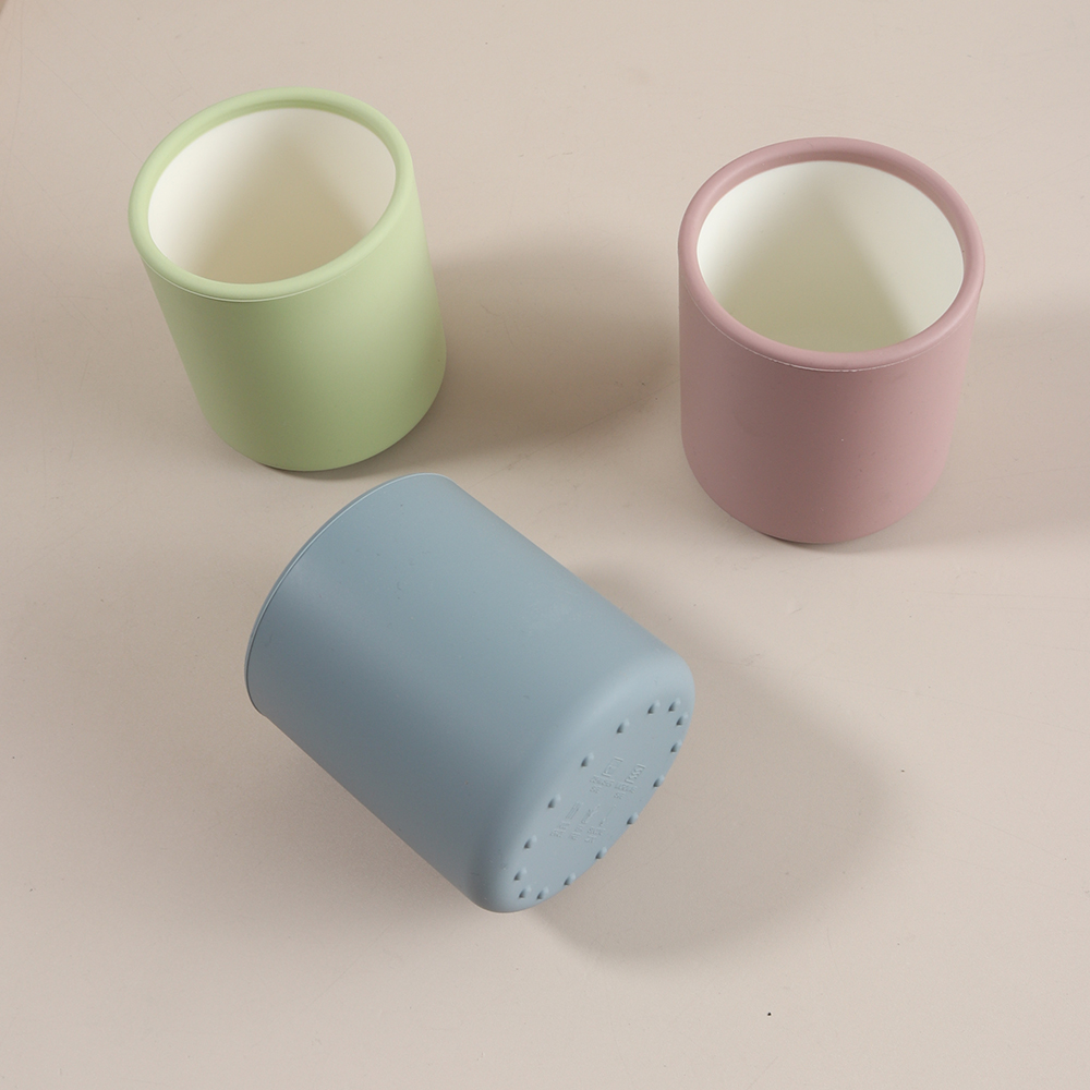 パーソナライズされたカスタム名入りベビーシリコン製トレーニン - Baby Food Utensils のレビューと価格